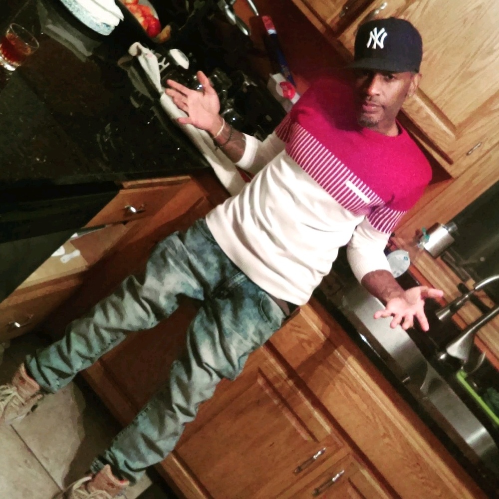 Meet your Posher, Lawrence